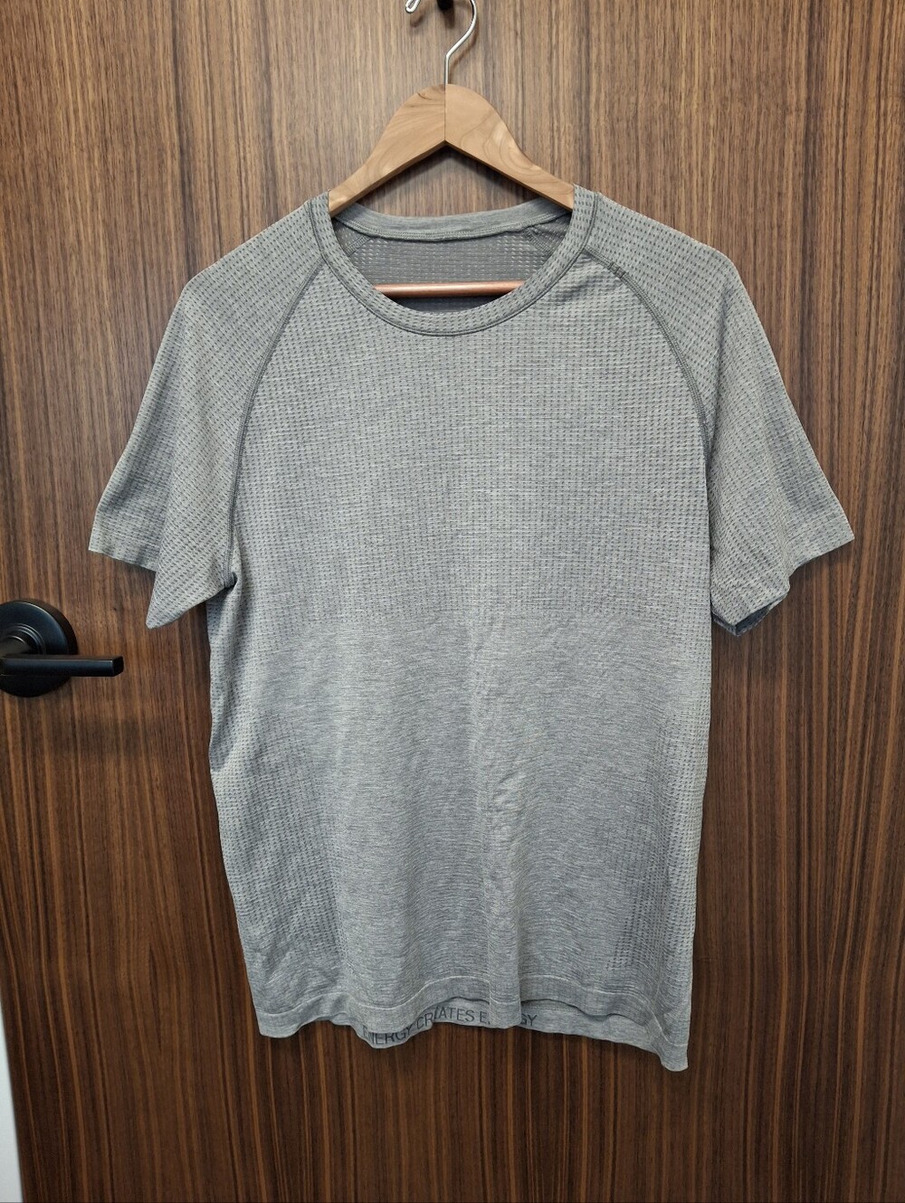 LULULEMON Athletic T-shirt SZ  M